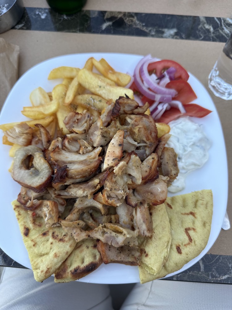 Chicken gyros plate